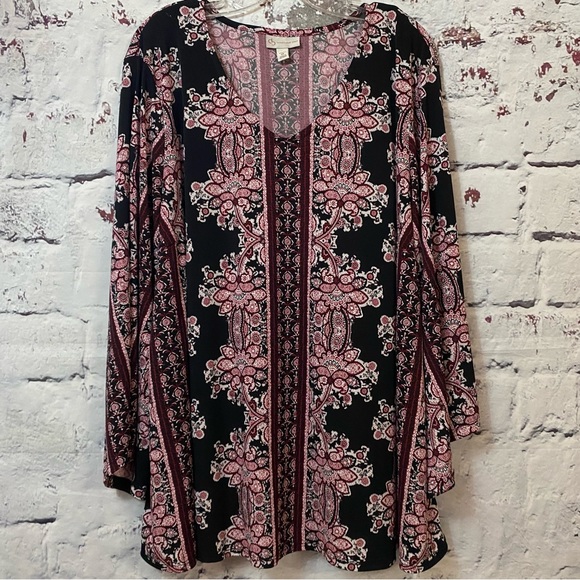 DB Tops - DB Paisley Print Long Sleeve Top